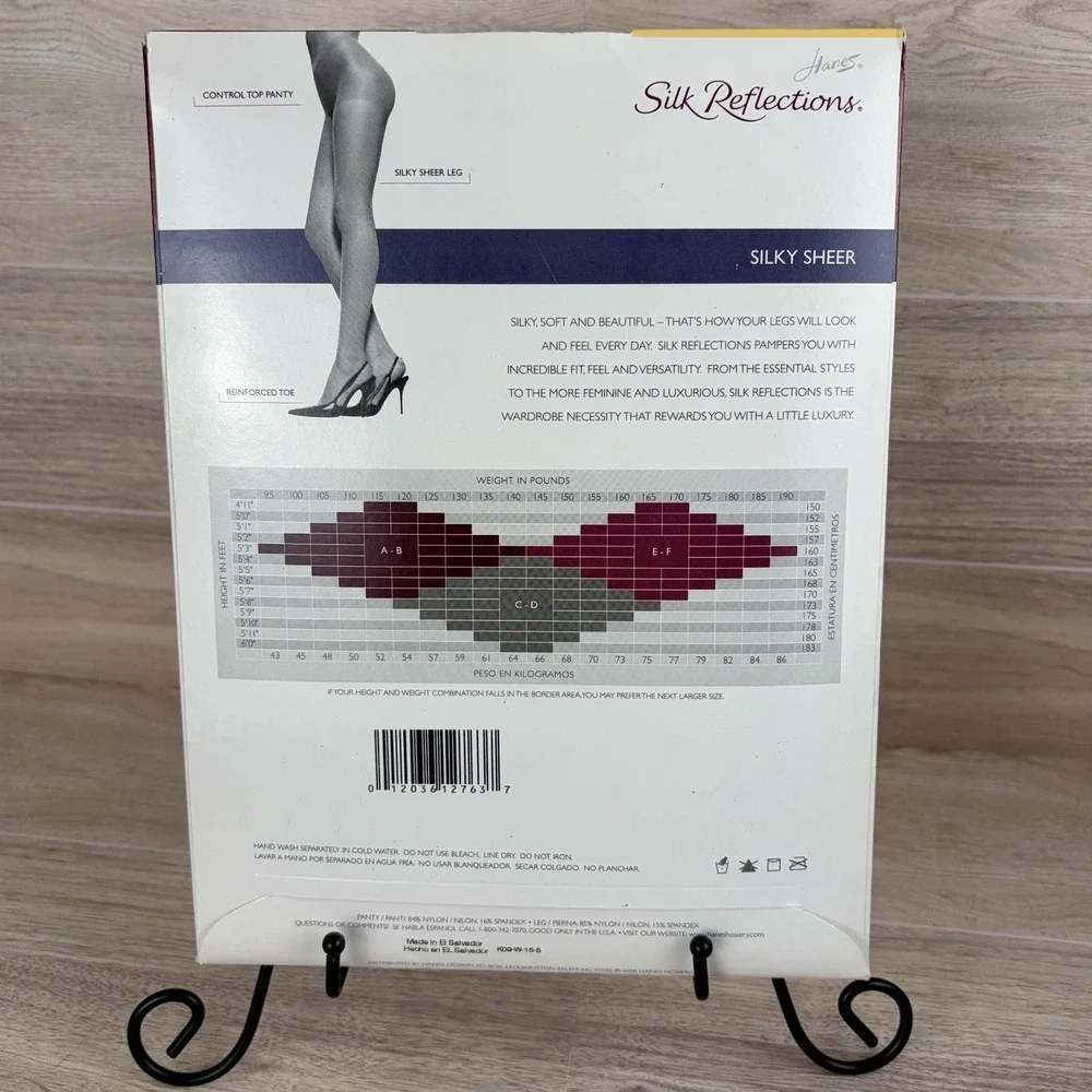 Silk Reflections Hanes Pantyhose Sz AB Sheer Barely There Control Reinforced Toe